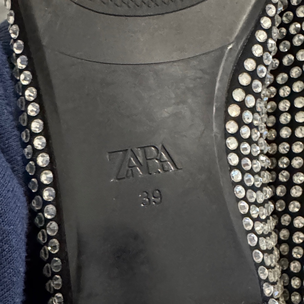 ZARA rhinestone embellished Black and Silver pointed Flats size 39 - Picture 13 of 14